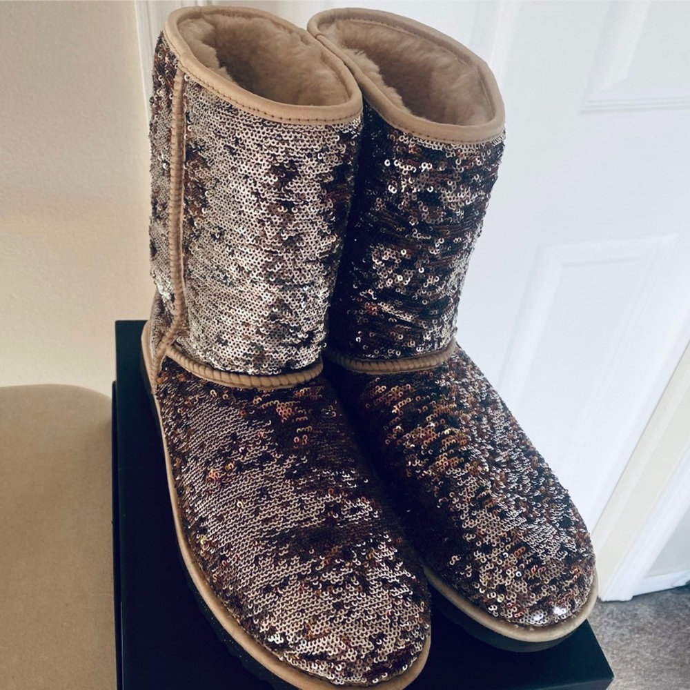 Uggs Sequin color changing boots